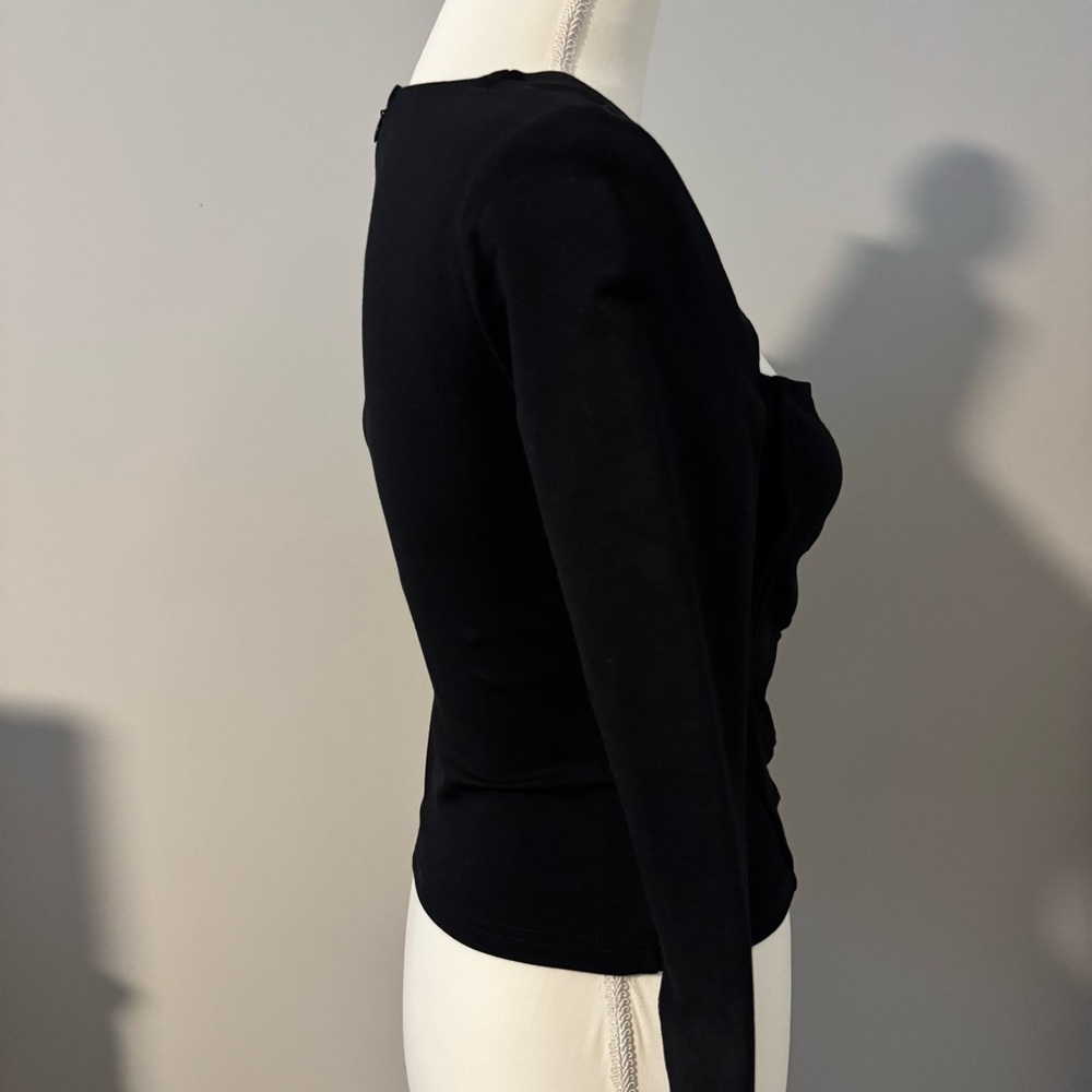 Superdown Black Cutout Long Sleeve Blouse — image 5 of 8